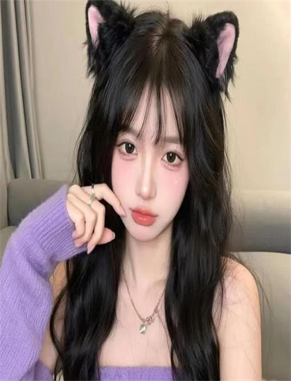 修复重制：如果你能触摸我不同导演版本比较：艺术风格差异分析